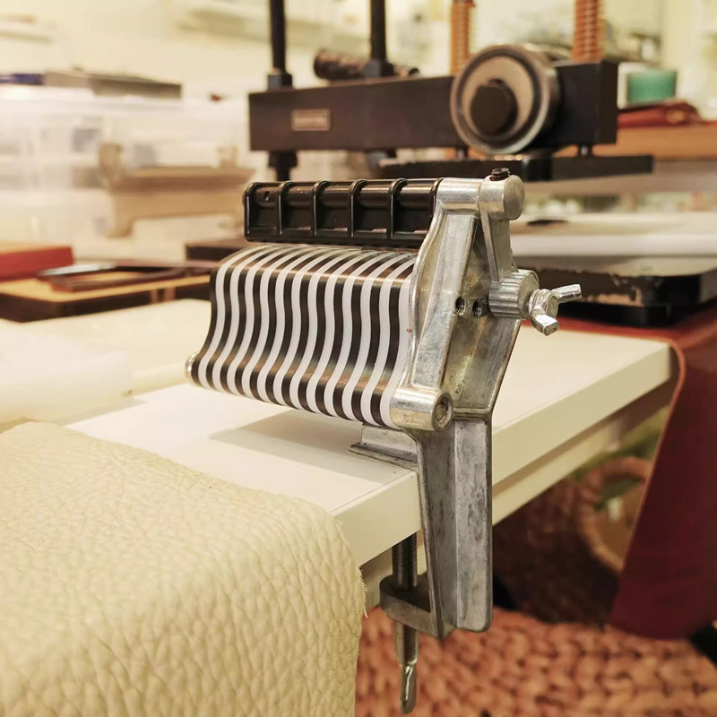 Machine de découpe de bandes d - Leatherworking Equipment avis et prix